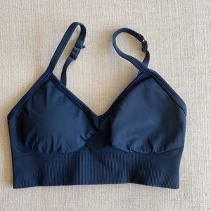 Lululemon in the flow sports bra